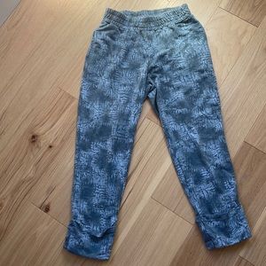 Ellen Tracy cuffed joggers Size small